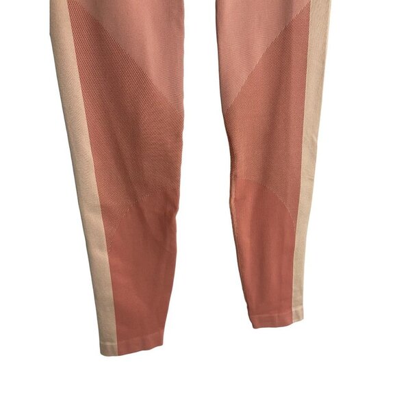 Lululemon Ebb to Train Tight Abstract Pink-sz approx. 6 - Picture 10 of 11